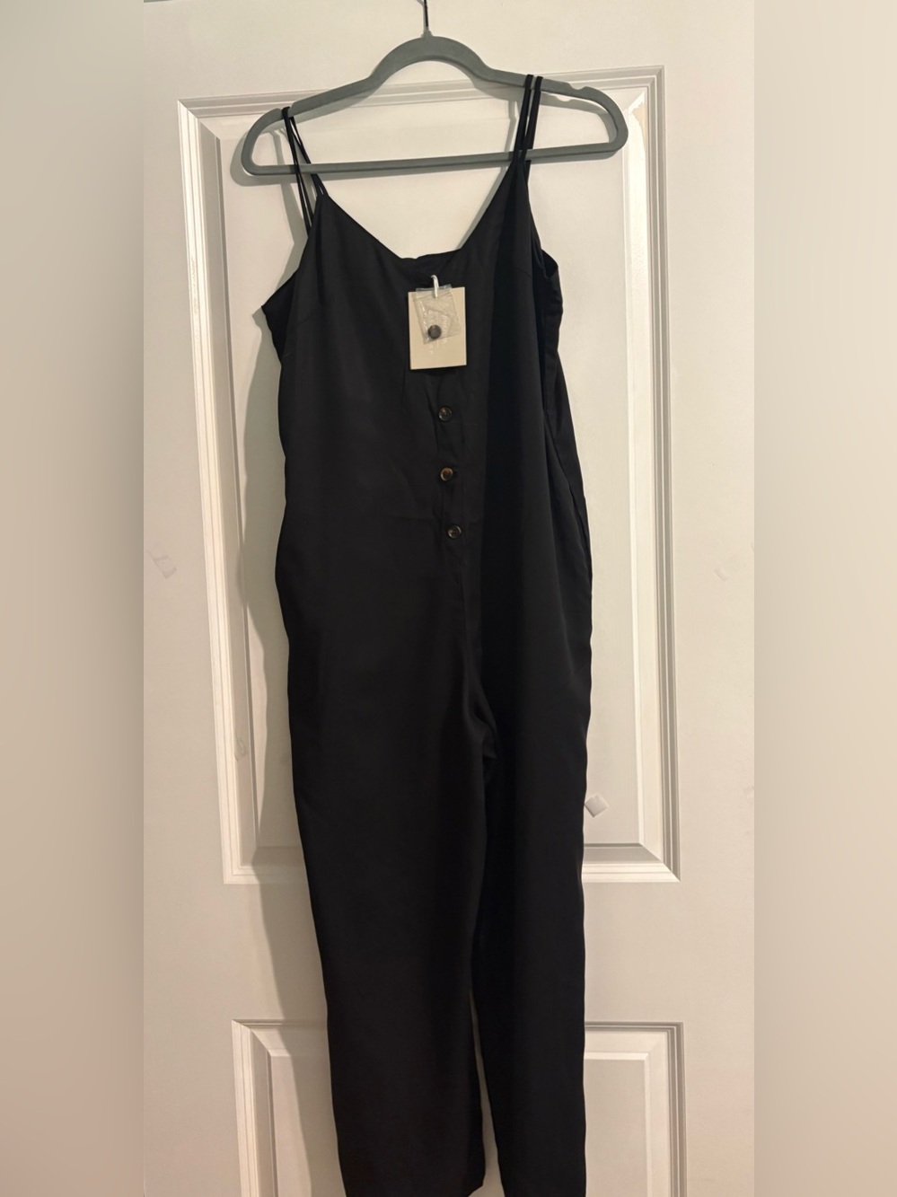 MINKPINK NWT Black Button Front Wide Leg Jumpsuit Size M
Boho Festival